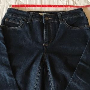 Jones New York Lexington Straight jeans. 6P